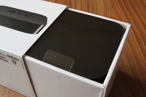 箱にみっしり入る「Apple TV」