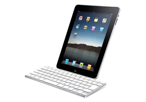 iPad Keyboard DockにiPadを差した状態