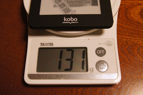 「kobo mini」の重さ、131g